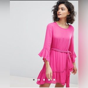Size medium- worn once- pink dress with belt